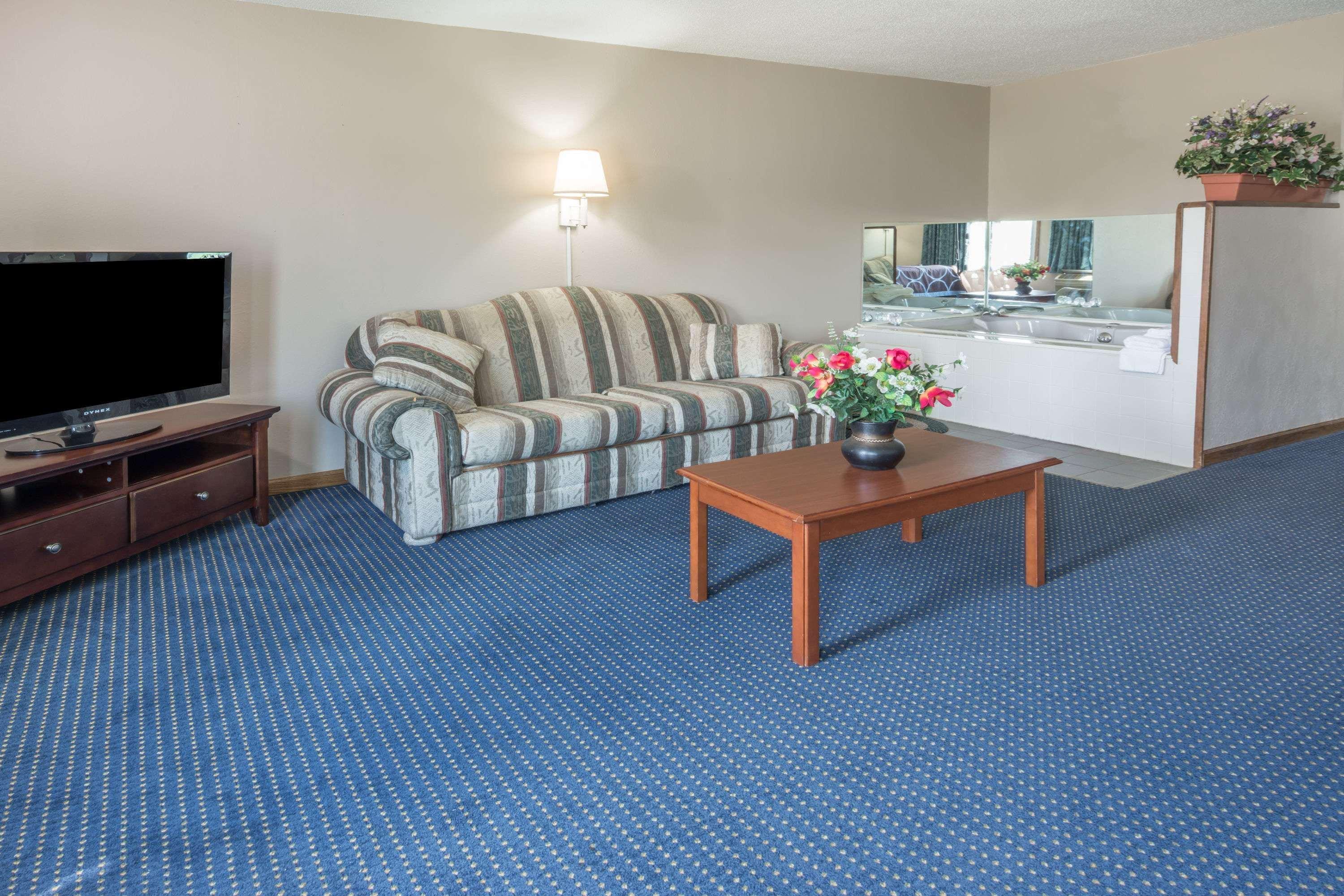 Super 8 By Wyndham O'Fallon Mo/St. Louis Area Exterior photo